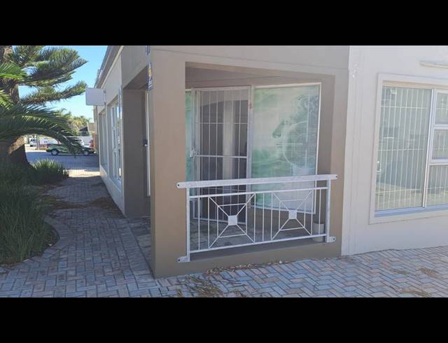 BUSINESS PROPERTY TO RENT IN NEWTON PARK